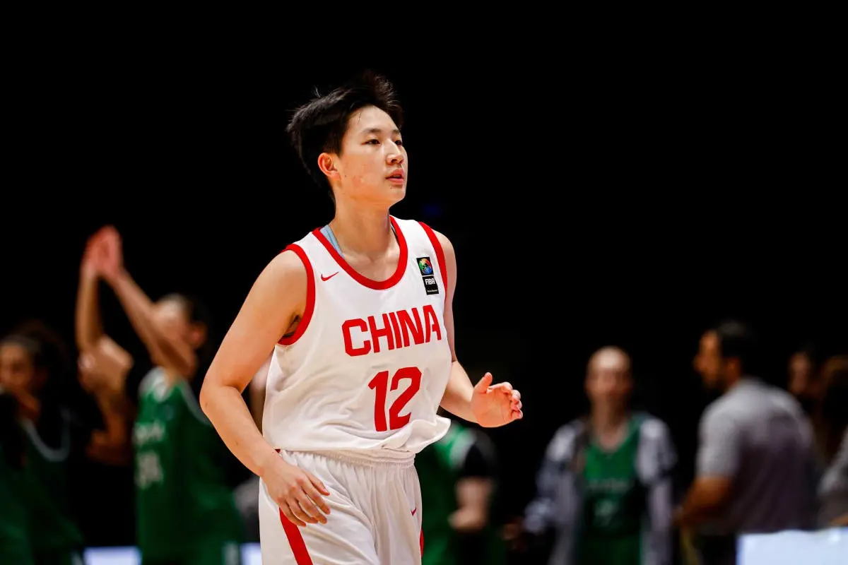 女篮大胜叙, div, 从而锁定小 女篮大胜叙, div, 从而锁定小