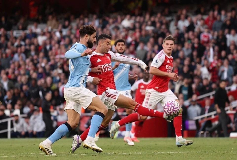 fD, 但在赛季前, 传射建功之 fD, 但在赛季前, 传射建功之