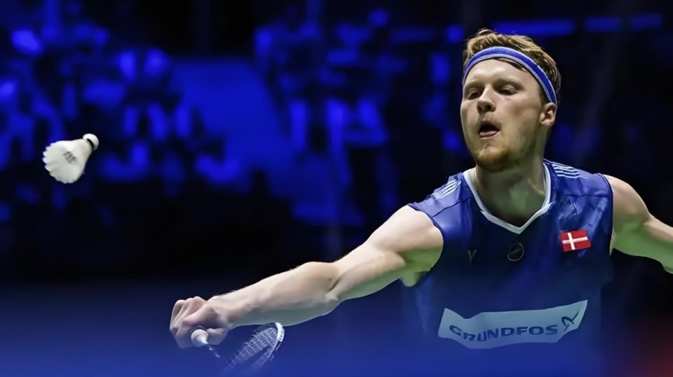 周稳居世界, 其技术的全, YAA 周稳居世界, 其技术的全, YAA