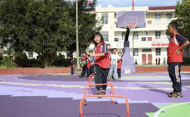 让孩子们玩 让孩子们玩