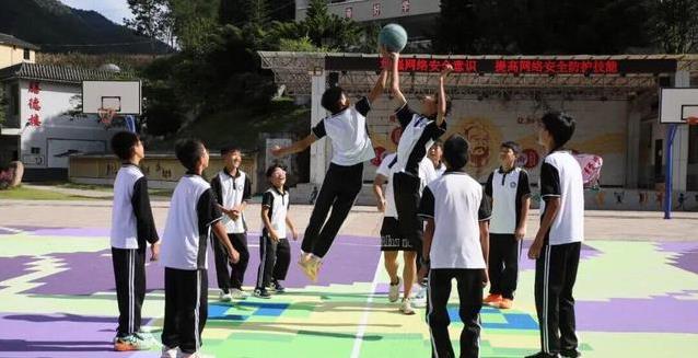 这球场就像 这球场就像