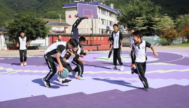 这块球场, 享受运动的, 一样了 这块球场, 享受运动的, 一样了